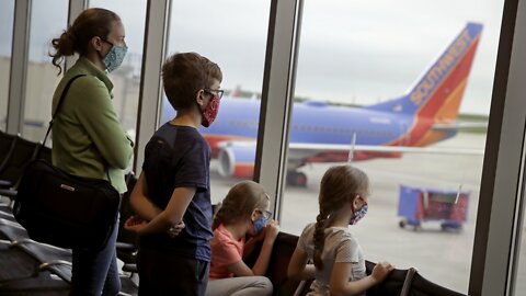 While Airlines Set Own Pandemic Rules, Flights Are Increasingly Packed