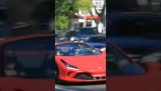 FERRARI F8 SPYDER PRAÇA DA ESPANHA