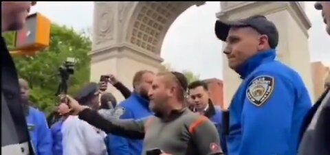 NYPD Stopping Rabbi Shmuley From Confronting Pro-Palestine Protesters In NYC