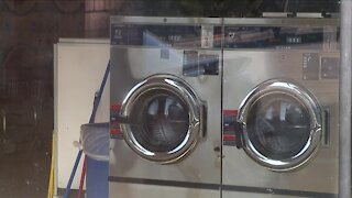 Cleveland church pays it forward during 'Love at the Laundromat' event