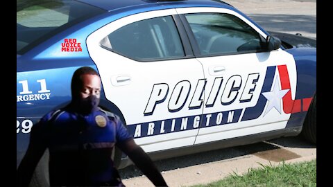 WATCH: Police Officers Lead Prayer For Homeless Woman in Arlington Texas