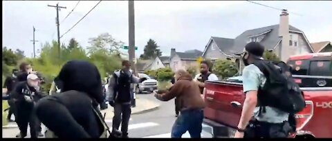 Portland Antifa Blocks Road & Attacks Motorist Trying To Defend Himself With A Gun