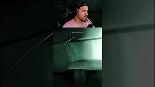 OUTTA MY WAY!!! #outlast #gaming #funny #streamer #tense #scary #twitch #jeffreplay