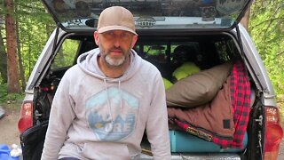 Truck Camping: 6 feet tall sleeping in a 5 foot bed