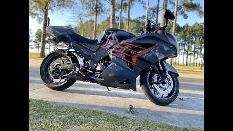 ZX14R How To Do Figure 8's on A Motorcycle