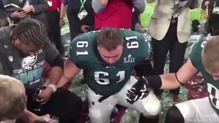 Watch Eagles Team Prayer On Field After Winning Super Bowl