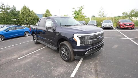 2023 Ford F150 Lightning XLT Extended Range: Electric Power and Superior Performance