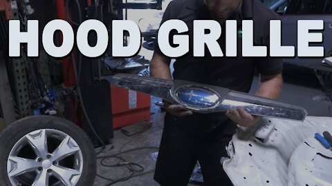 How to Remove a Hood Grille - 2015 Subaru Forester