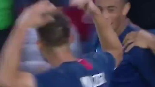 American Defender Pulls Off Ultimate Troll of Mexican Player as US Wins