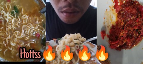 Eat noodles with chili//hot