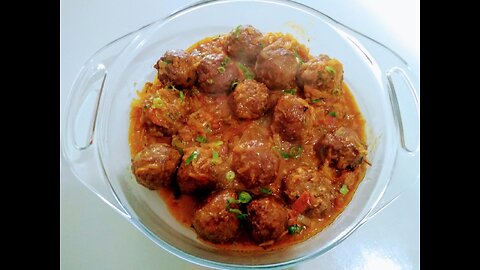 beef meatballs stuffed with spinach and cheese