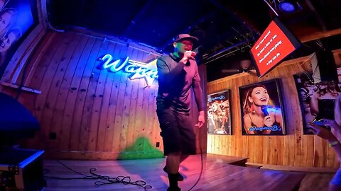 Fun Karaoke at Wannabes in Nashville