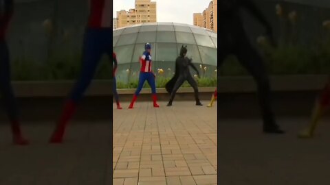 DANÇANDO BATMAN, CAPITÃO AMÉRICA E HOMEM-ARANHA NA LIGA DA ALEGRIA, LIKE