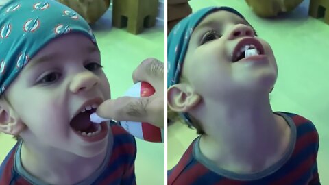 Kid Tries Whipped Cream For The First Time, Absolutely Loves It