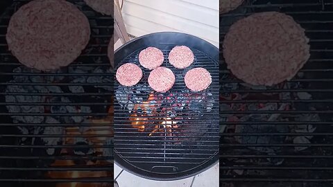 Hamburgers 🍔 #explore #bbq #webergrill