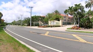 Man fatally shot inside vehicle at West Palm Beach apartment complex