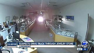 Longmont smash and grab robbery