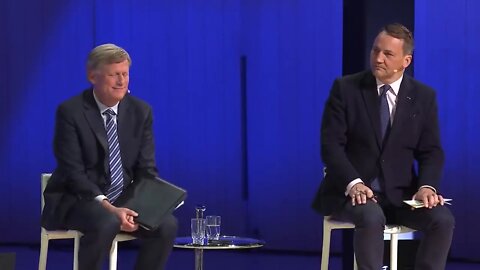 Debate Highlight: Stephen Walt asks Michael McFaul, former US Ambassador to Russia, about NATO's desire to eventually absorb Ukraine