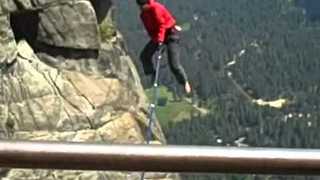 CRAZY Guy falling off tightrope Yosemite falls || Viral Video UK