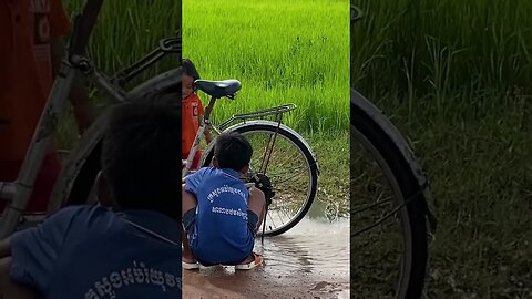Easy way to drain water out by bicycle🤣