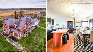 This Ontario Mansion For Sale Is Incredibly Under $550,000 & Just 90 Minutes From Toronto