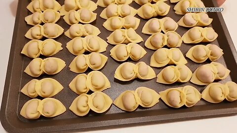 This is simply fantastic! You have never seen dumplings made like this before