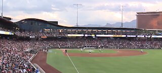 Fans thrilled to see return of Battle 4 Vegas charity softball game