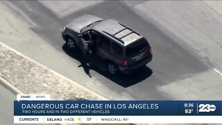 Dangerous car chase in Los Angeles