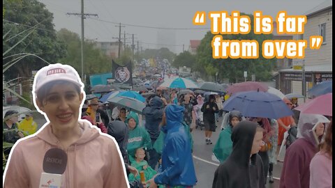 Thousands march for freedom and against major political parties in Brisbane rally