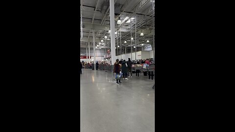 Almost Empty COSTCO - Are People Running Out of Money in Canada?