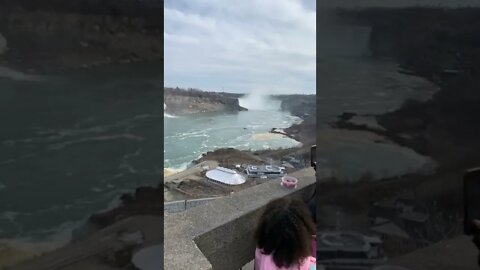 Niagara Falls #cliftonhill #niagarafalls #Sessionstv