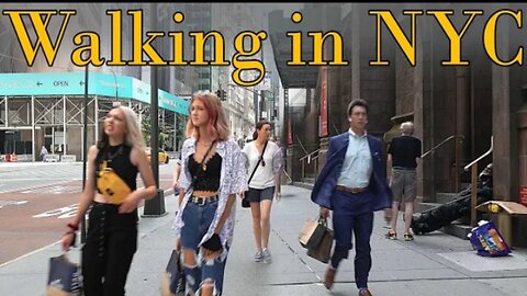 Walking In New York City 4K. 5th Avanve. People. Cars and Street Sounds
