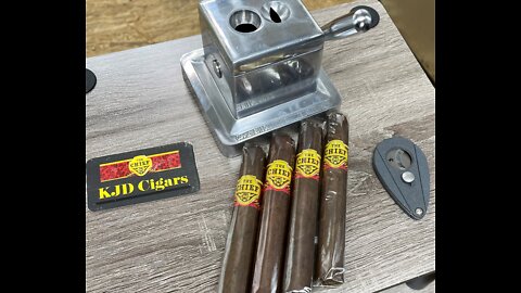 The Chief Cigar Review