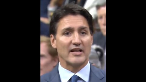 Justin Trudeau on climate change confronted with his private jet