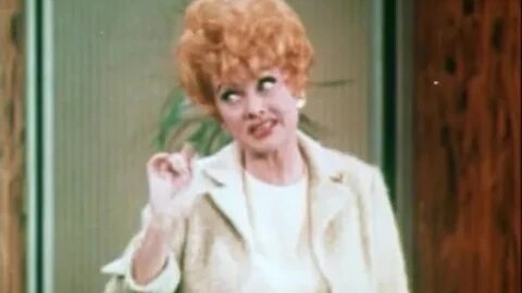 🦊 The Lucy Show - "Viv Visits Lucy" 1967