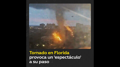 Tornado provoca fogonazos en líneas eléctricas