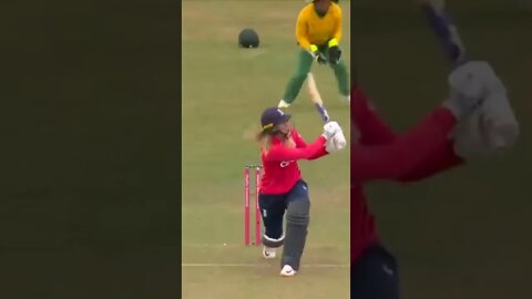 Sophie Ecclestone hit back to back 2 sixes vs South Africa in 3 t20i , Sophie Ecclestone batting