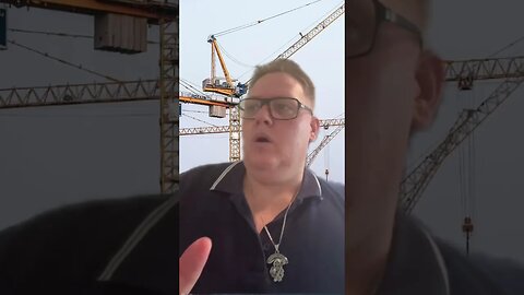 Construction work in America seems oddly dangerous 🤔 #shorts #funny #fail #banter #viral