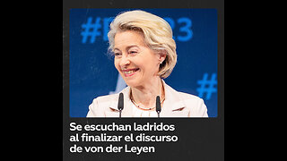 Ursula von der Leyen termina su discurso en el Parlamento Europeo entre fuertes ladridos