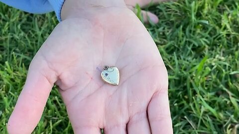 A Heart Of Gold Metal Detecting