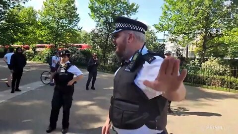 Police tell me i cant film under 1997 outdated law #metpolice