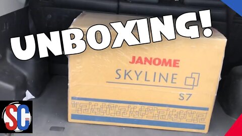 Janome Skyline S7 - Unboxing!