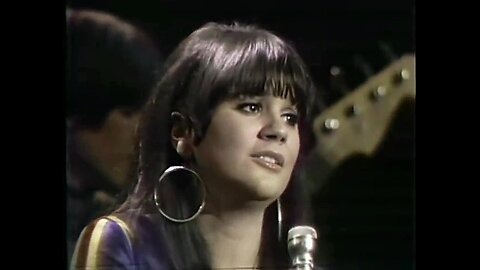 Linda Ronstadt & The Stone Poneys - Different Drum (Live)