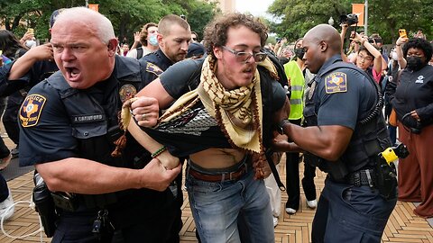 US police clash with pro-Palestine protesters on university campuses