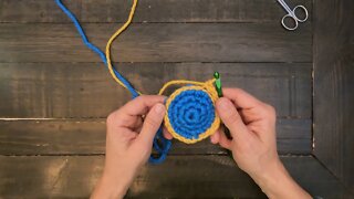 How to Half Color Change in Crochet