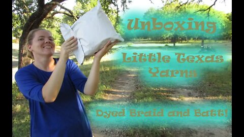 Unboxing Little Texas Yarns Corriedale Braid and Fun Batt!