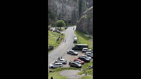 Crazy Dirtbike wheelie!!