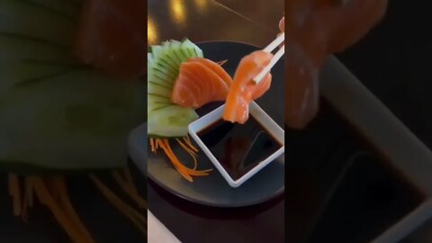 Como se come sushi?