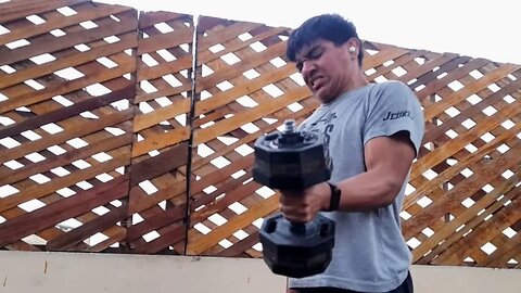 Bulk de Primavera Día 17 - Piernas y Biceps