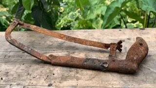 Antique Rusty Adjustable Hacksaw with Broken Blade - Restoration